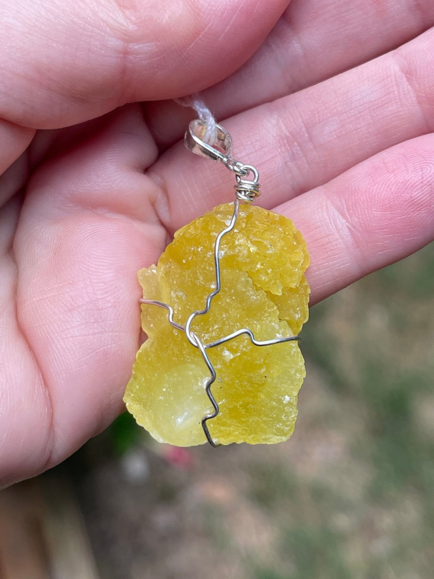 Brucite Pendant - Healing Stone Beings