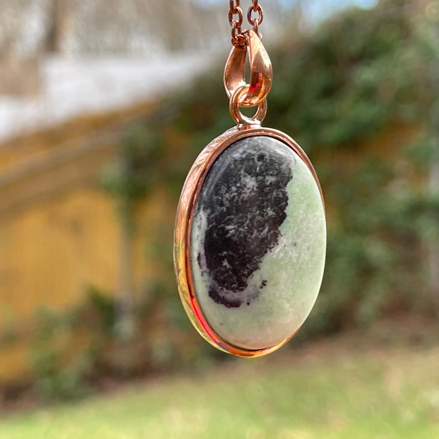Kammererite Pendant - Healing Stone Beings