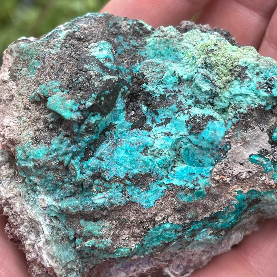 Chrysocolla, a captivating blue-green crystal, embodies the essence of feminine empowerment. This powerful stone teaches that true strength is expressed through gentleness and compassion.