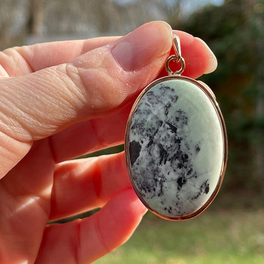 Kammererite Pendant - Healing Stone Beings