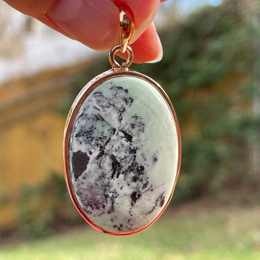 Kammererite Pendant - Healing Stone Beings