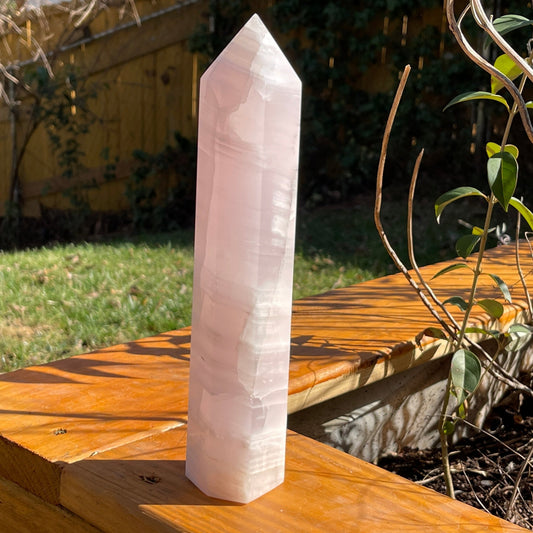 Mangano Calcite Tower - Healing Stone Beings